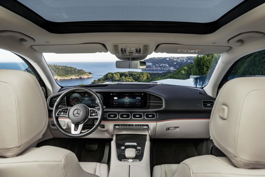 Торпедо Mercedes-Benz GLS580 4Matic (X167) 2019 года  (WW) (фото 3 из 57)